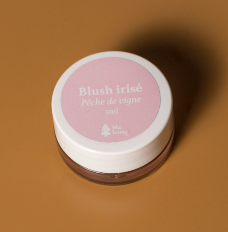 2. Blush irisé