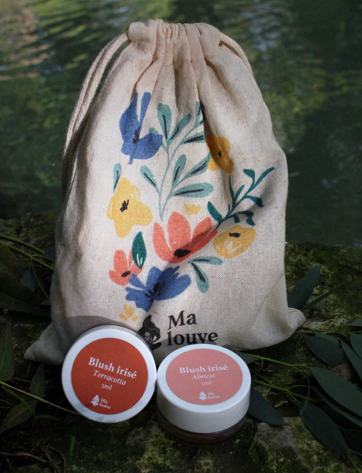 Coffret duo de blushs : blush irisé Terracotta et Abricot avec le pochon Malouve